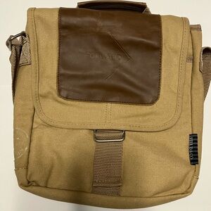 Leeds Field & Co Beige Canvas Leather Carrying Messenger Bag